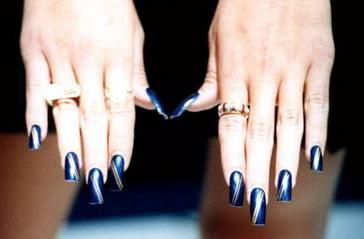 long blue fingernails